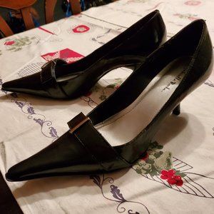 Gabriella Rocha kitten heel pumps